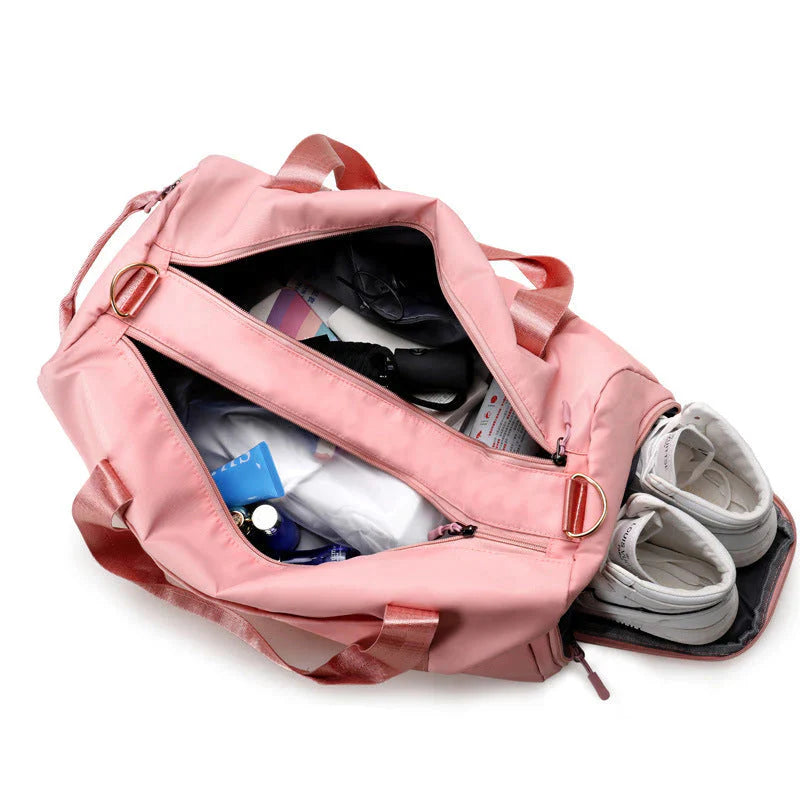 MotionMade waterproof weekend travel duffel – high-capacity gym bag for fitness enthusiasts