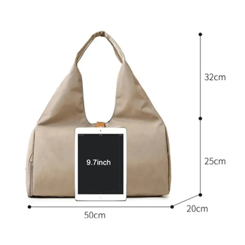 MotionMade women's sports bag – lightweight waterproof tote with multiple compartments